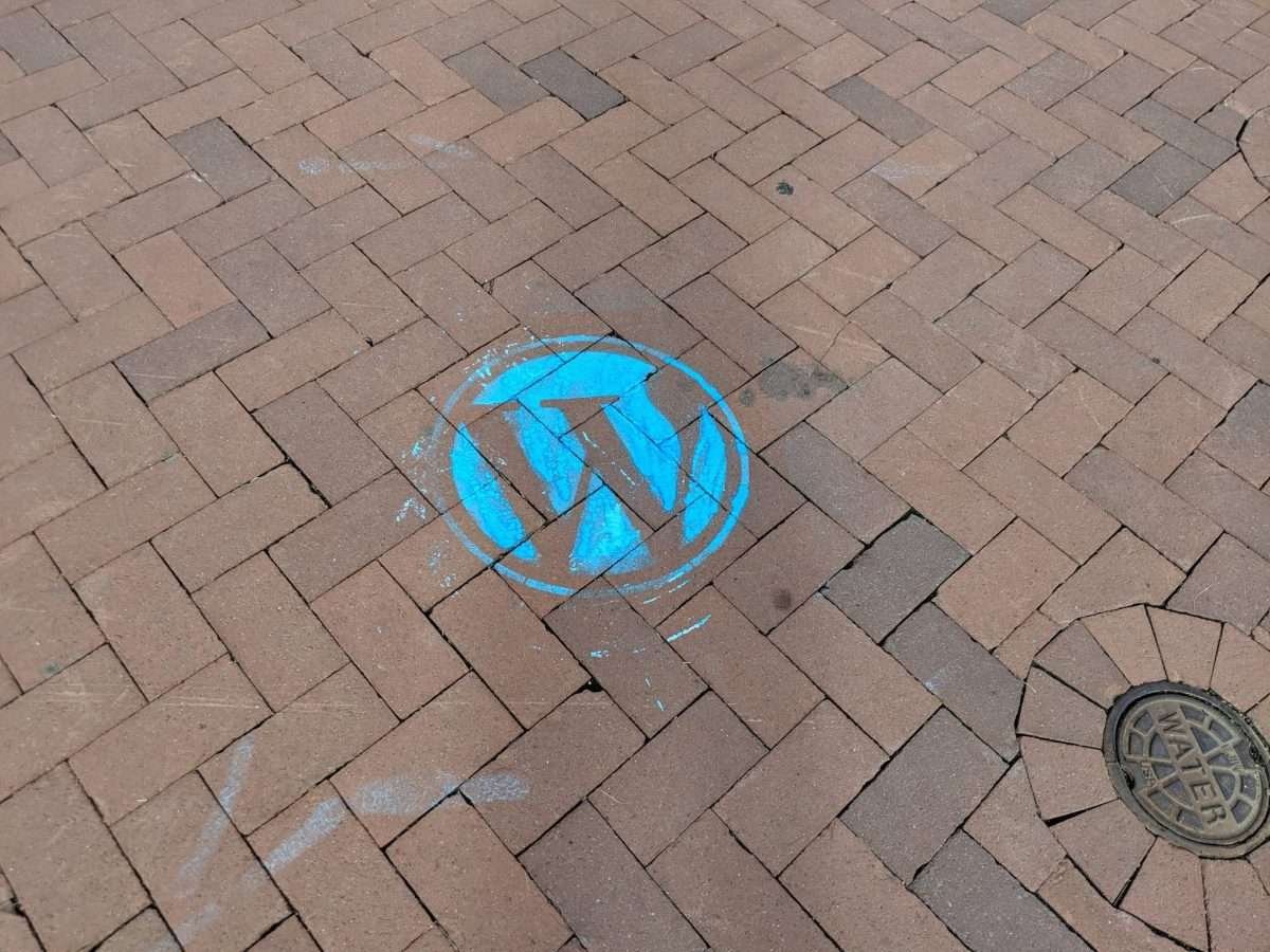 WordPress logo chalked on the ground